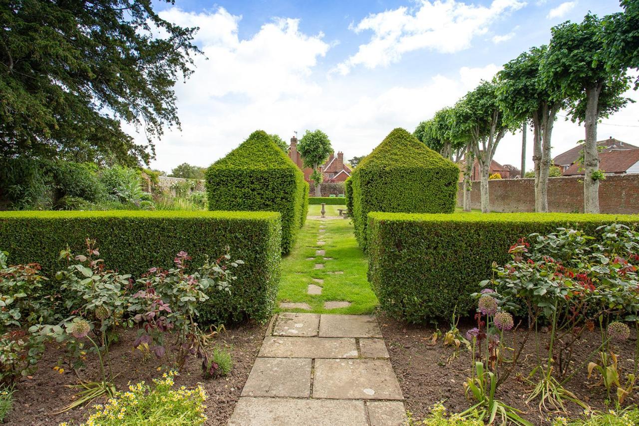 Boreham House Herstmonceux Екстериор снимка